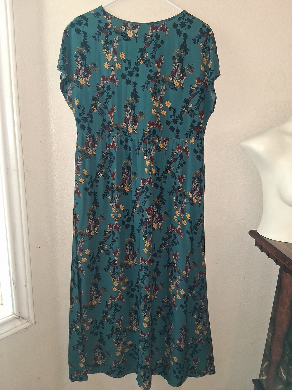 Teal Floral Maxi Dress with Short Sleeves Sz Small